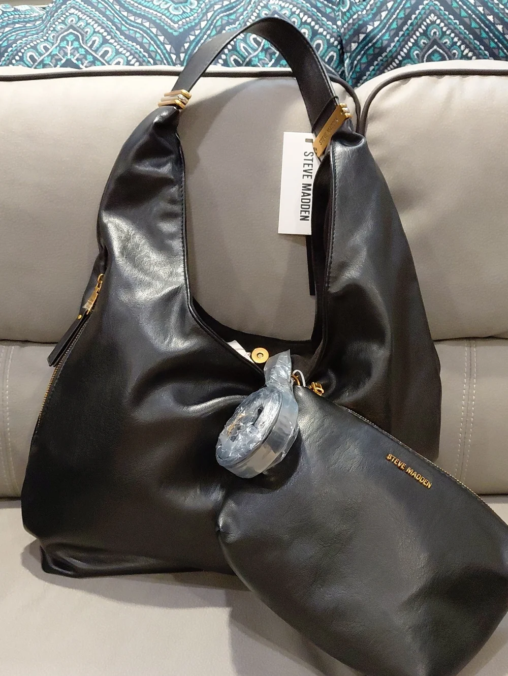 STEVE MADDEN HOBO 2 PIECE SET